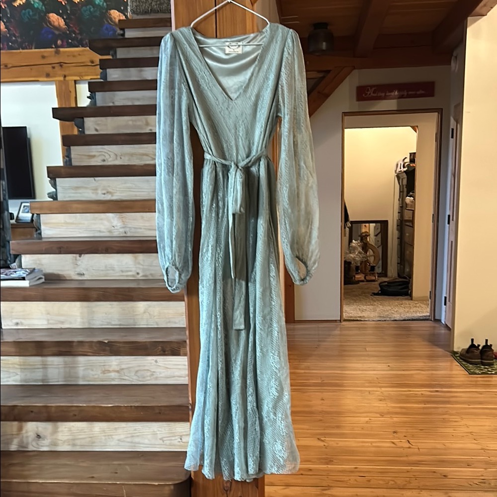 Elegant Green Long Sleeve Dress